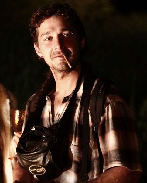 שאיה לה בף, אקסצנטרי על המסך כפי שהוא במציאות